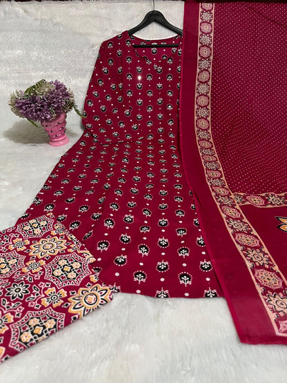 Women's Red Pure Cotton Kurti Pant & Dupatta